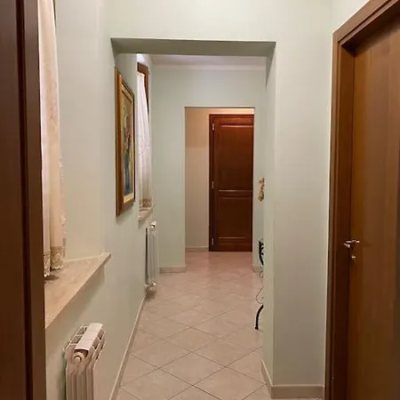 Trilocale Con Grande Terrazza Veranda Daire