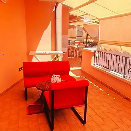 Trilocale Con Grande Terrazza Veranda
